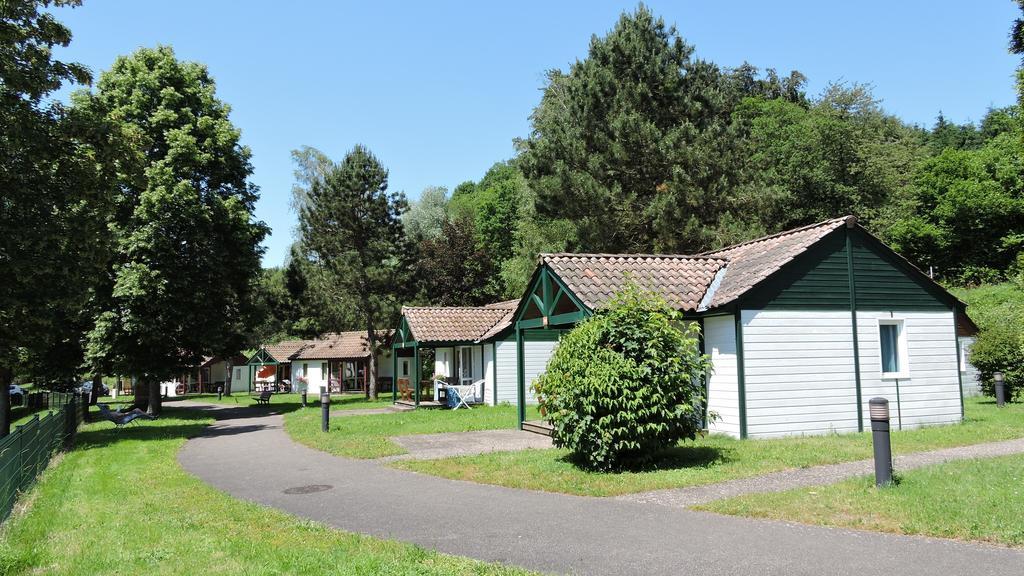 Camping Les Lupins Hotel Seppois-le-Bas Exterior photo